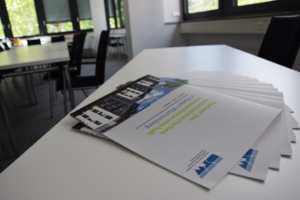 IWM-Aktuell DSC_0380-300x200 DSC_0380  