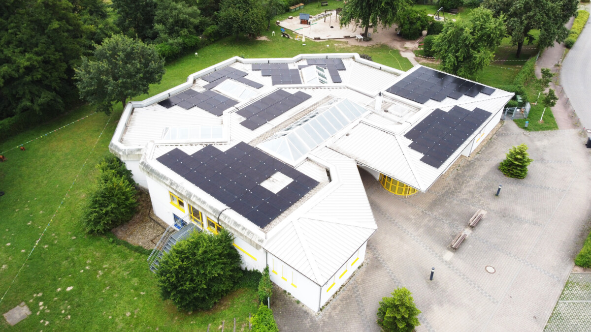 IWM-Aktuell WRS_SW_KiGa-Regenbogenland Durch lokale Stromversorgung kommt die Energiewende schrittweise auch bei städtischen Liegenschaften an: Solarize neuer Abrechnungspartner von Wirsol in Waghäusel Aktuelles Allgemein Aus der Branche  Immobilienwirtschaft Energiewirtschaft 